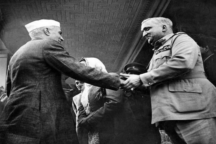 Nehru with Hari Singh.jpg