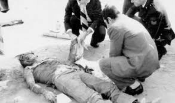 Crime scene showing Pasolini's corpse.jpg